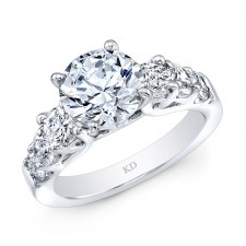 WHITE GOLD PRONG SET DIAMOND BRIDAL RING